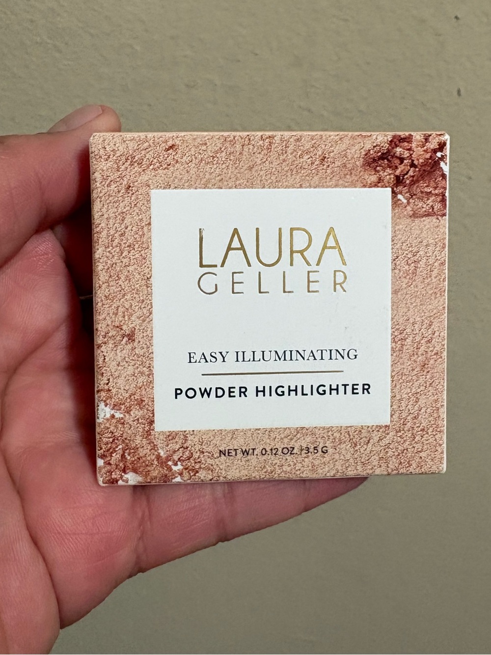 Laura Geller Powder Highlighter Compact in Champagne Brand New Never Used.